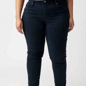 Venus Black Jeans Size 16R Slim Fit Stretch Denim Pants